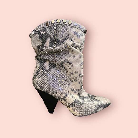 BCBGENERATION Cebina Leather Studded Slouchy Bootie Size 6.5 - Picture 6 of 10